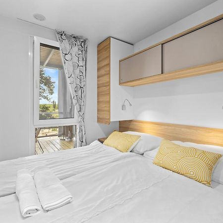 Mobile Homes Montepozzo, Kamp Porton Biondi Ρόβινι Εξωτερικό φωτογραφία